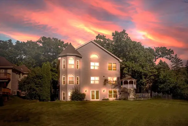 3159 E Lake Shore Dr, Twin Lakes, WI 53181