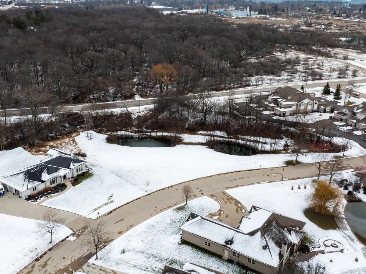 Lt1 Abbey Ridge Ln, Manitowoc, WI 54220 - Image #1