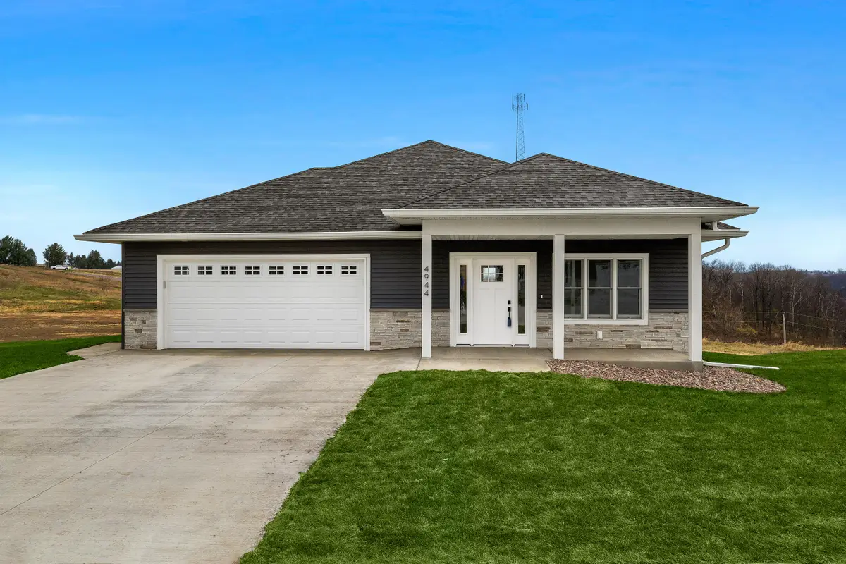 W4952 Battlestone Station Rd, La Crosse, WI 54601 - Image #1