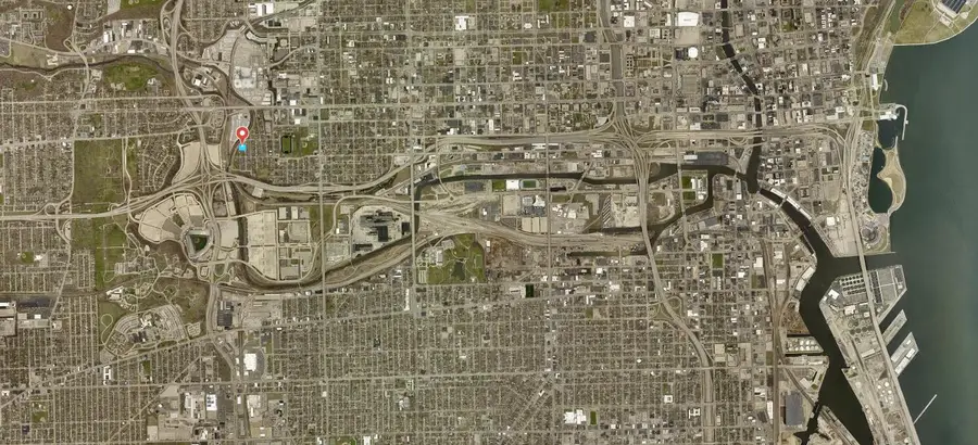 428 N 42nd St, Milwaukee, WI 53208 - Image #2