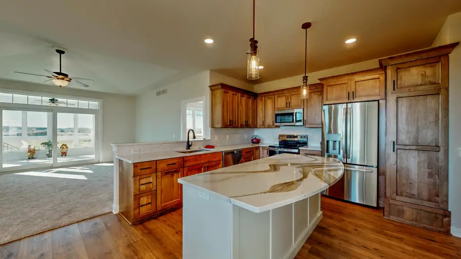 722 E Reinel St, Jefferson, WI 53549 - Image #3