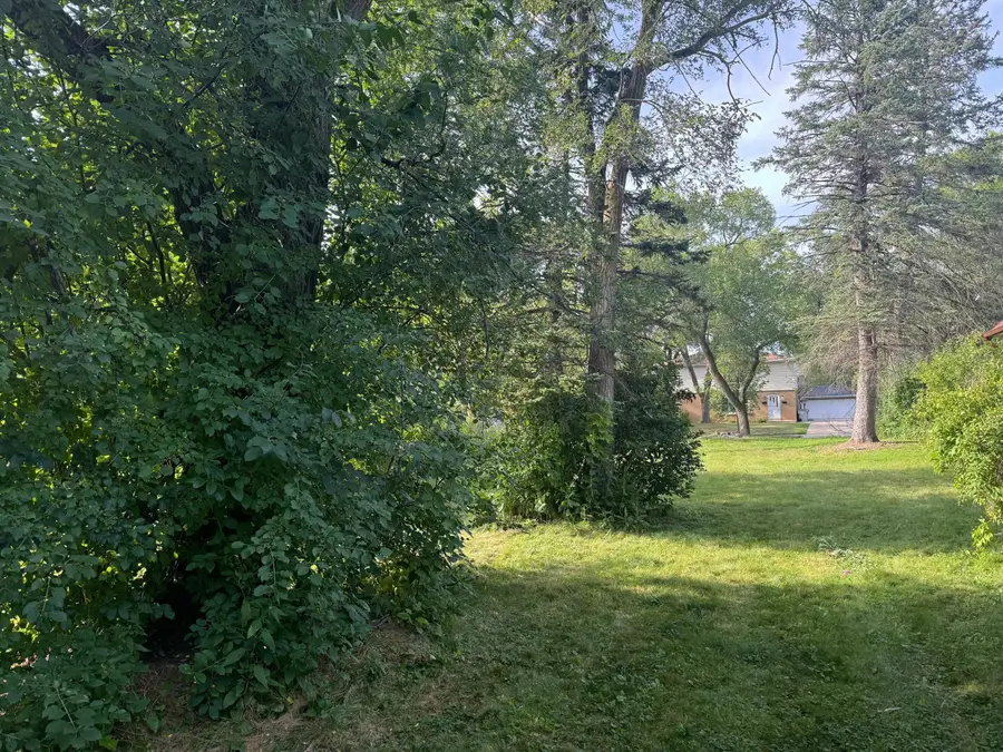 10615 W Villard Ave, Milwaukee, WI 53225 - Image #2