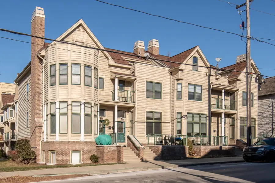 902 E Brady St, Milwaukee, WI 53202 - Image #3