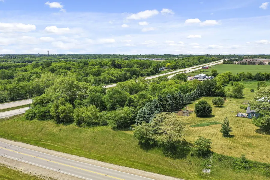 18514 75th St, Bristol, WI 53104 - Image #3