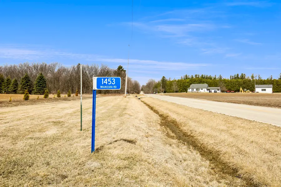 1453 Waukesha Rd, Raymond, WI 53108 - Image #3
