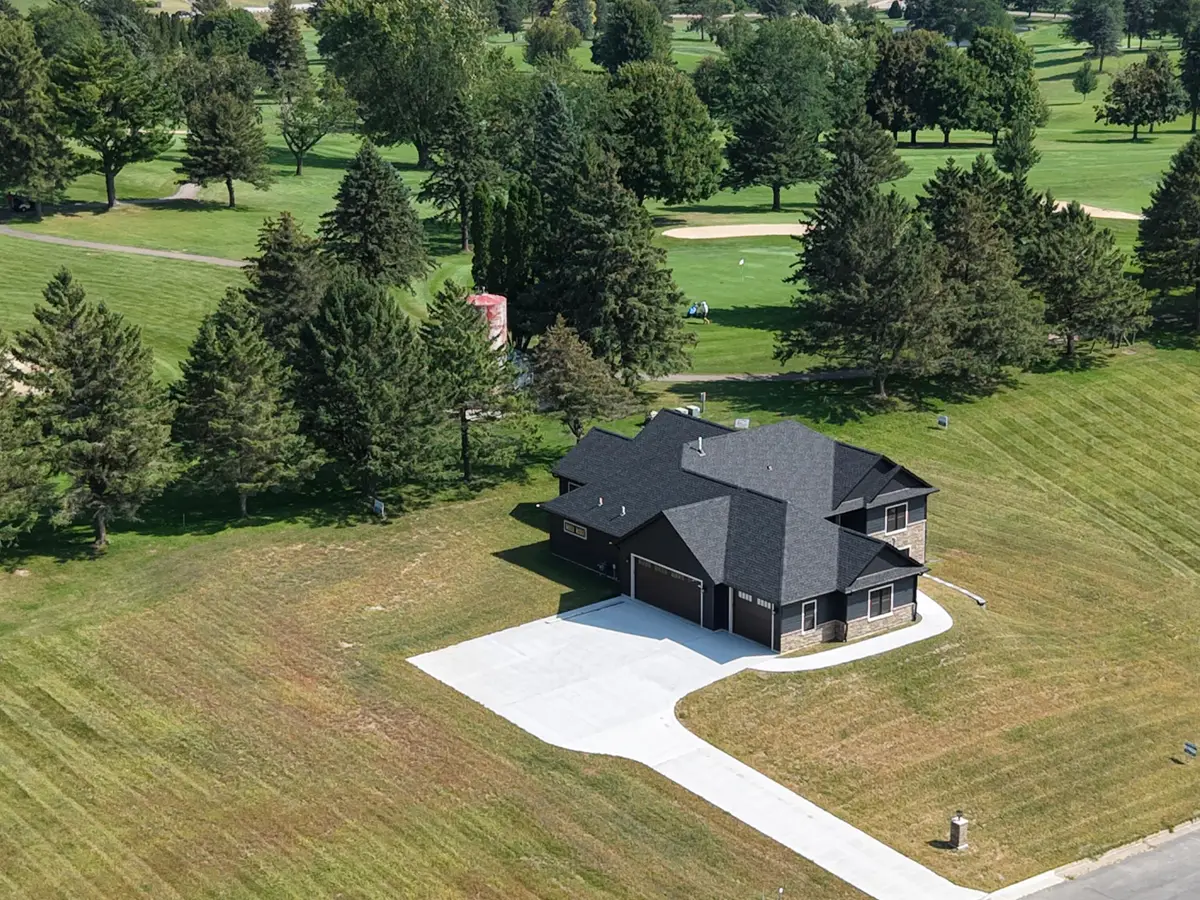 1129 16th Fairway Dr, Viroqua, WI 54665 - Image #1