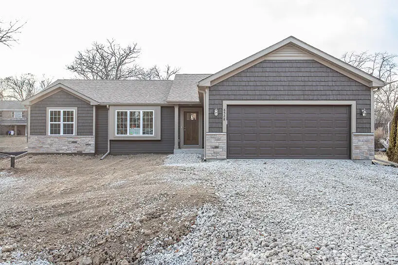 30701 Jeffrey Dr, Burlington, WI 53105 - Image #2