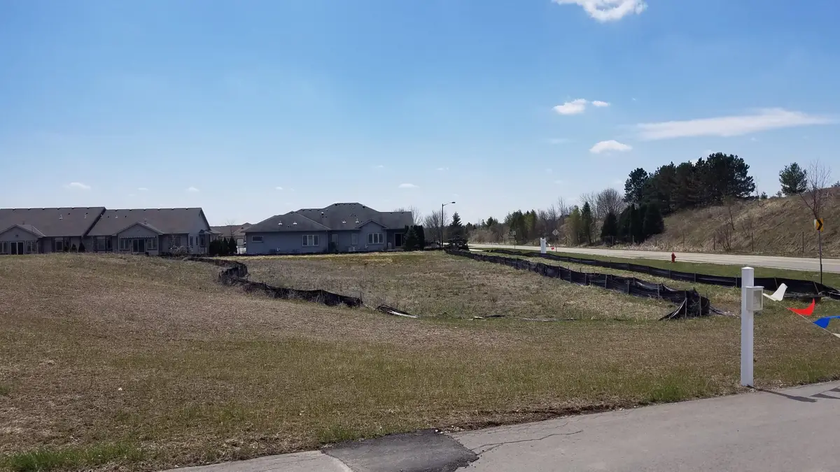 W208N16295 Renee Way, Jackson, WI 53037 - Image #1