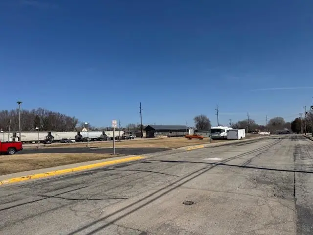 210 Ellison St, Horicon, WI 53032 - Image #2