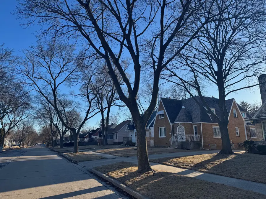 5953 N 41st St, Milwaukee, WI 53209 - Image #3