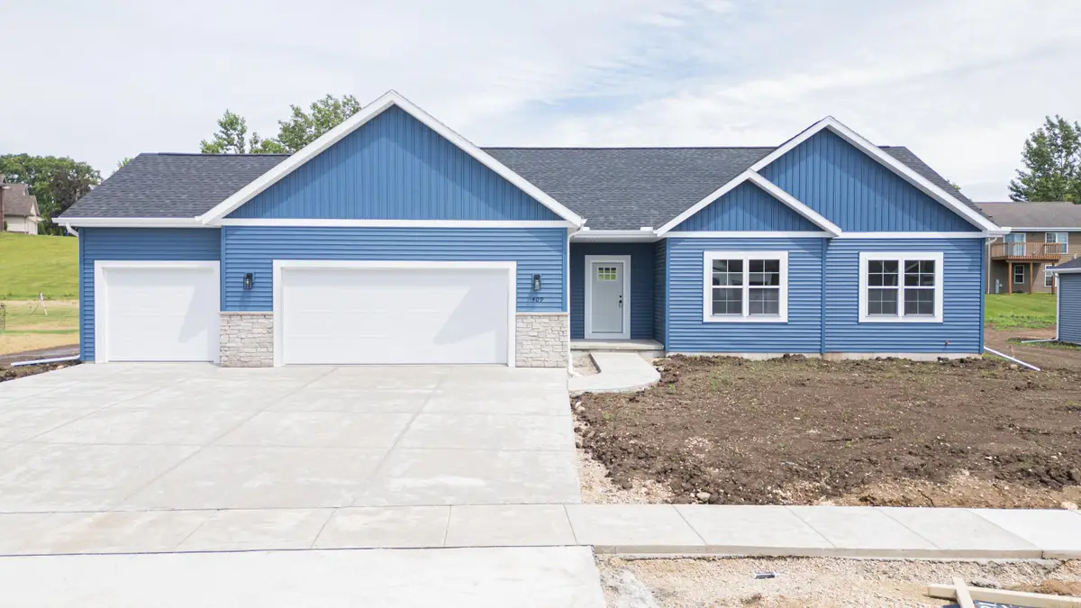 409 Valley Dr, Theresa, WI 53091 - Image #1