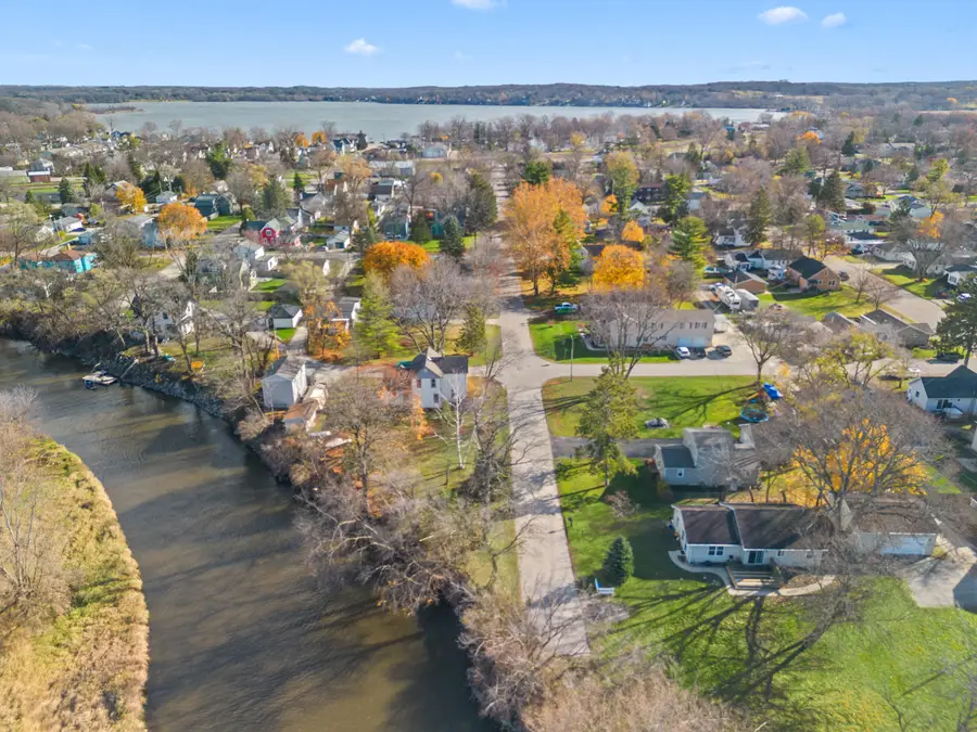 325 W Park St, Silver Lake, WI 53170 - Image #2