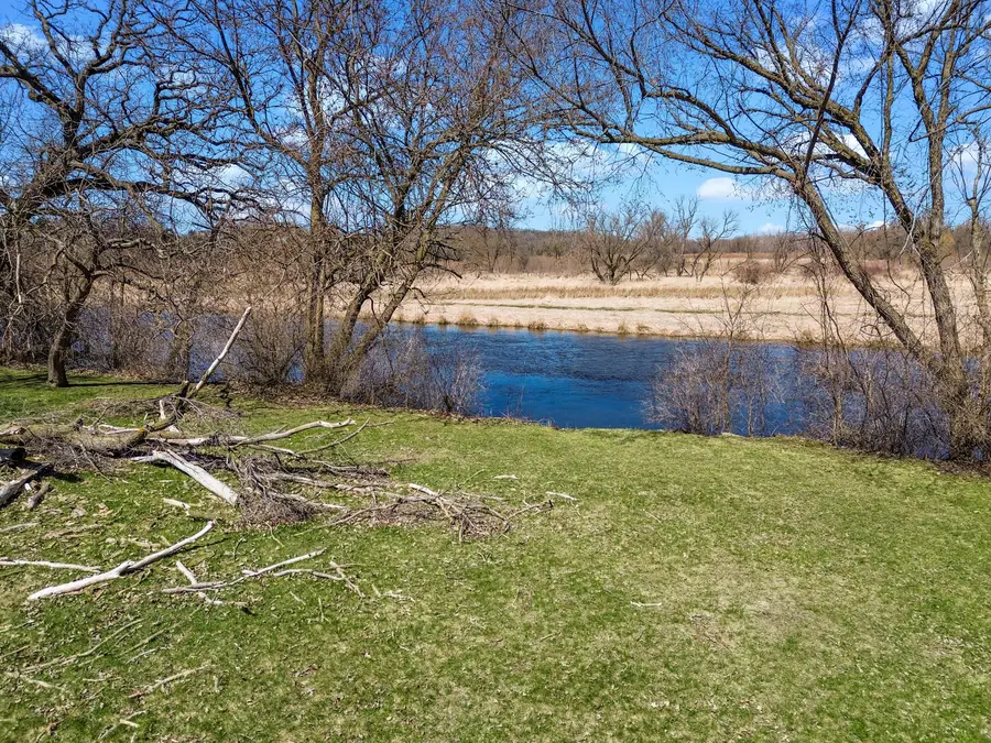 325 W Park St, Silver Lake, WI 53170 - Image #3