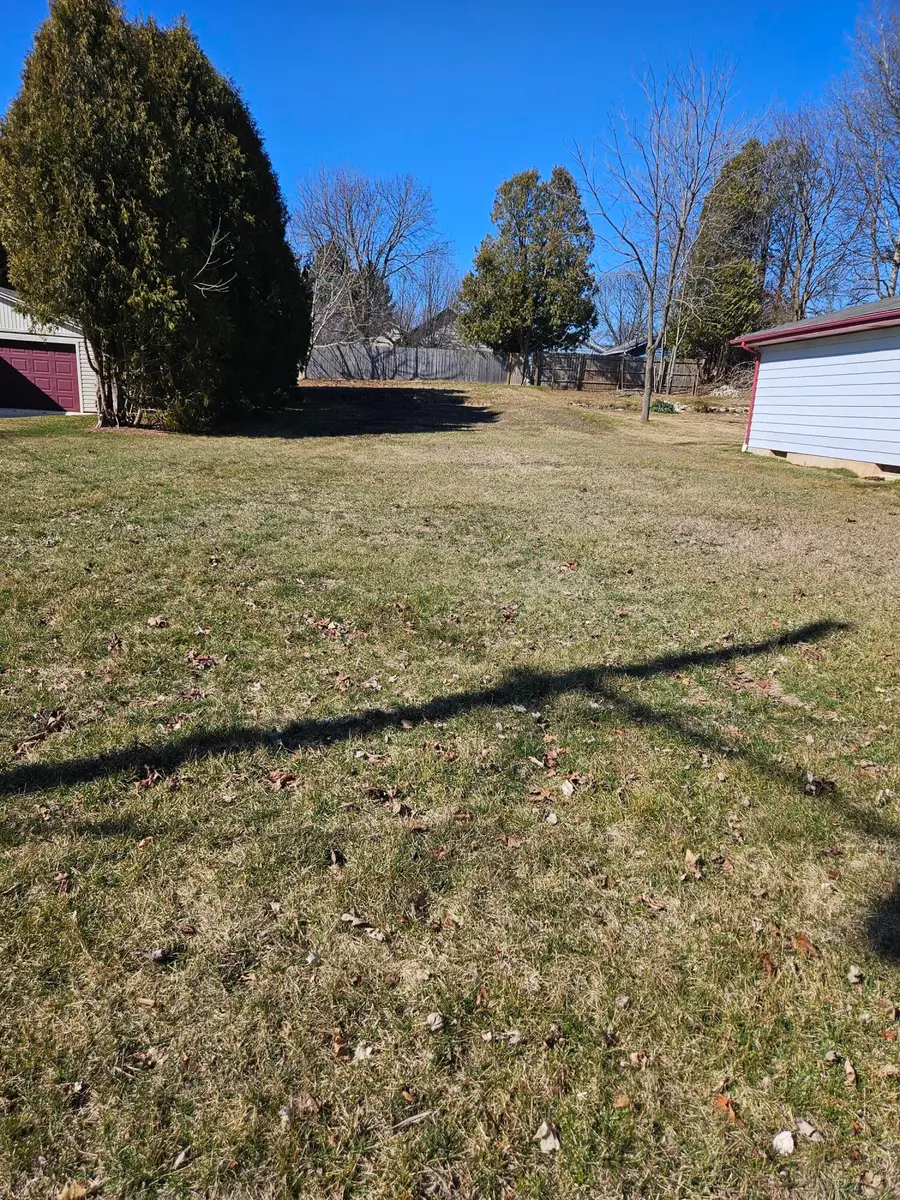 1616 Fern Dr, Manitowoc, WI 54220 - Image #2