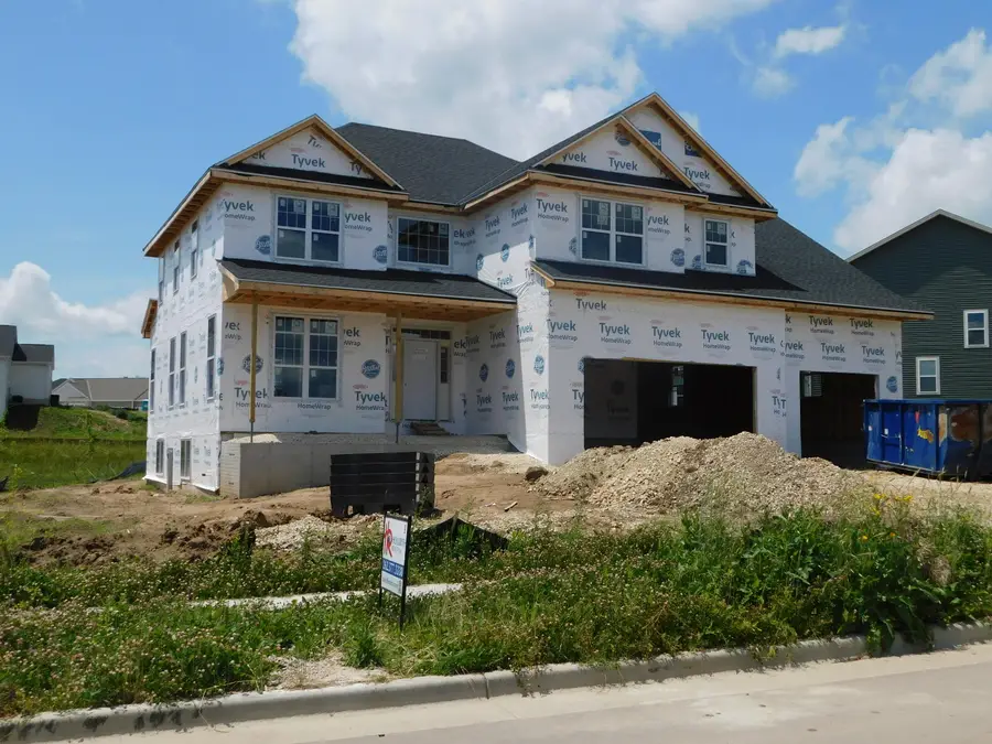 711 Kohlwey Dr, Grafton, WI 53024 - Image #3