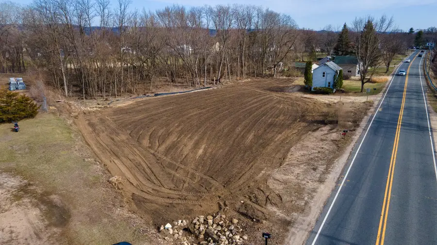 1626 Lakeshore Dr, French Island, WI 54603 - Image #3