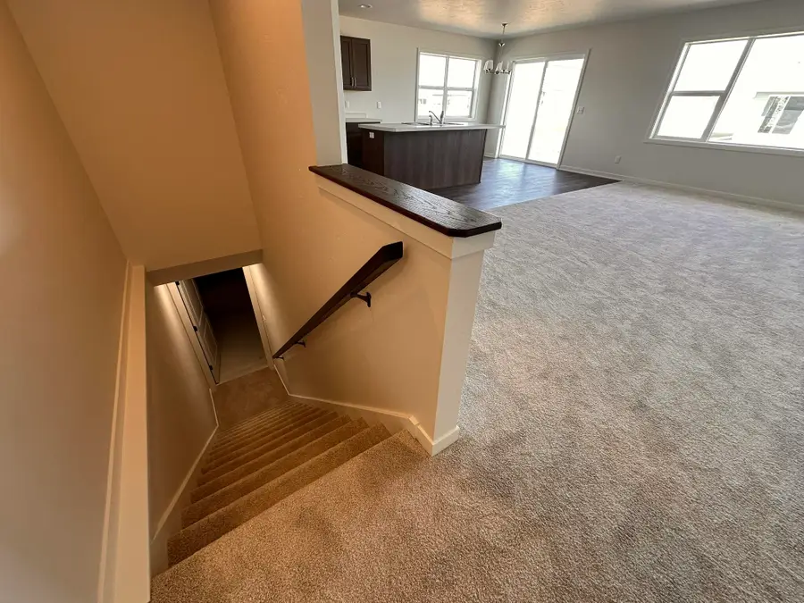 1041 Mcnish Ct, Sheboygan Falls, WI 53085 - Image #3