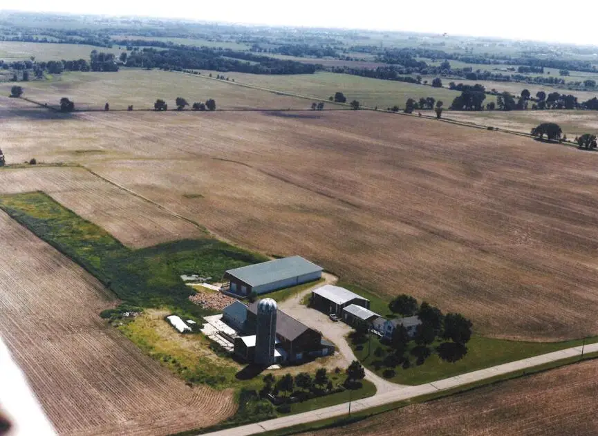 W11360 Raube Rd, Springvale, WI 53919 - Image #1