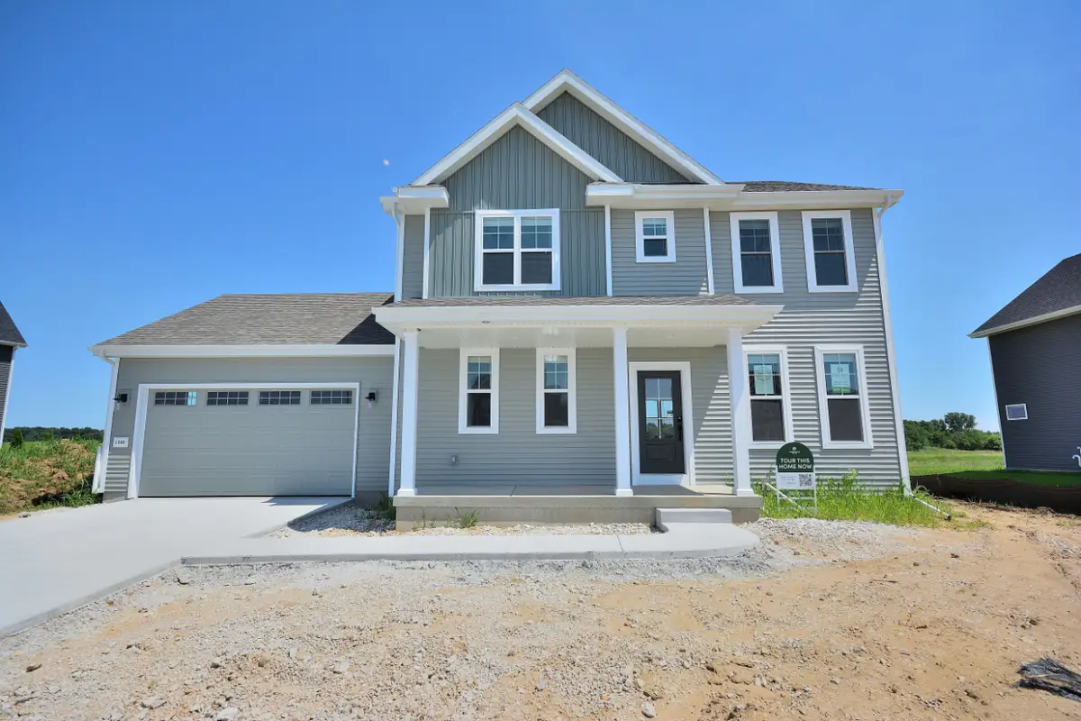 1299 Arrowood Cir W, Oconomowoc, WI 53066 - Image #1