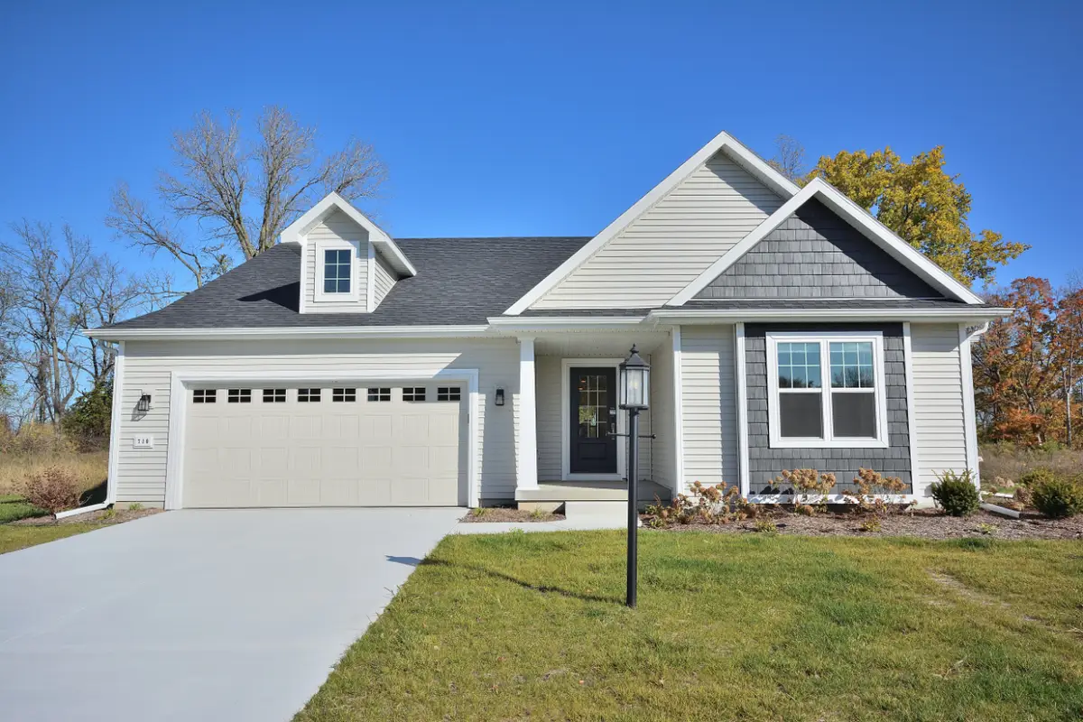 710 5 Mile Rd, Caledonia, WI 53402 - Image #1