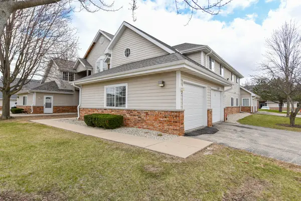 505 Lawson School Rd, Delavan, WI 53115