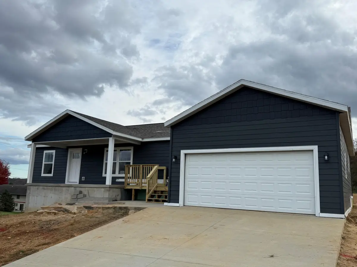 1117 Darcy Dr, Hillsboro, WI 54634 - Image #1