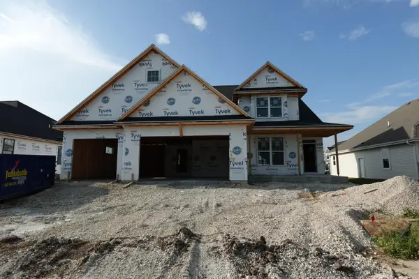 1536 Creekview Ct, Oconomowoc, WI 53066