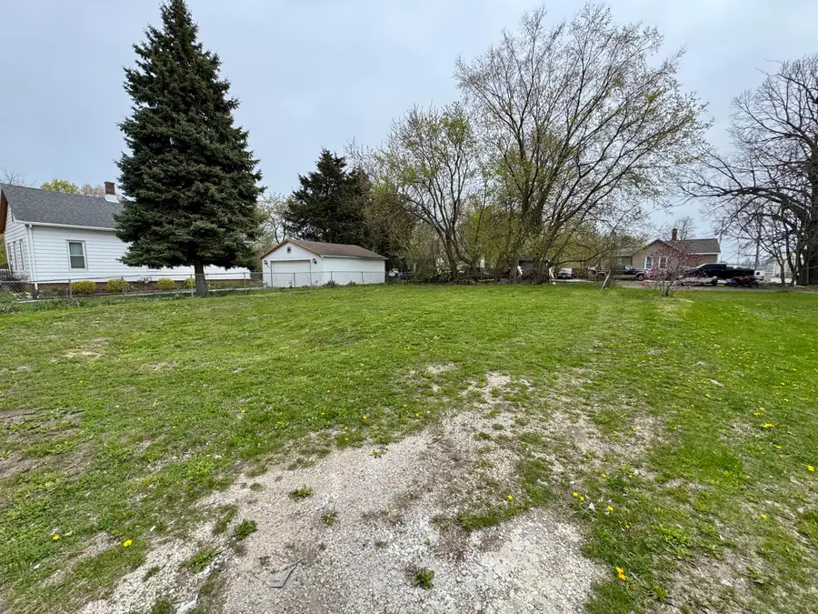 1337 Kewaunee St, Racine, WI 53404 - Image #2