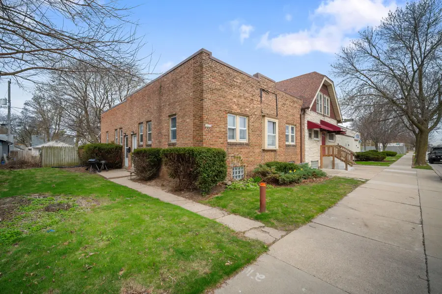 3423 S Clement Ave, Milwaukee, WI 53207 - Image #2