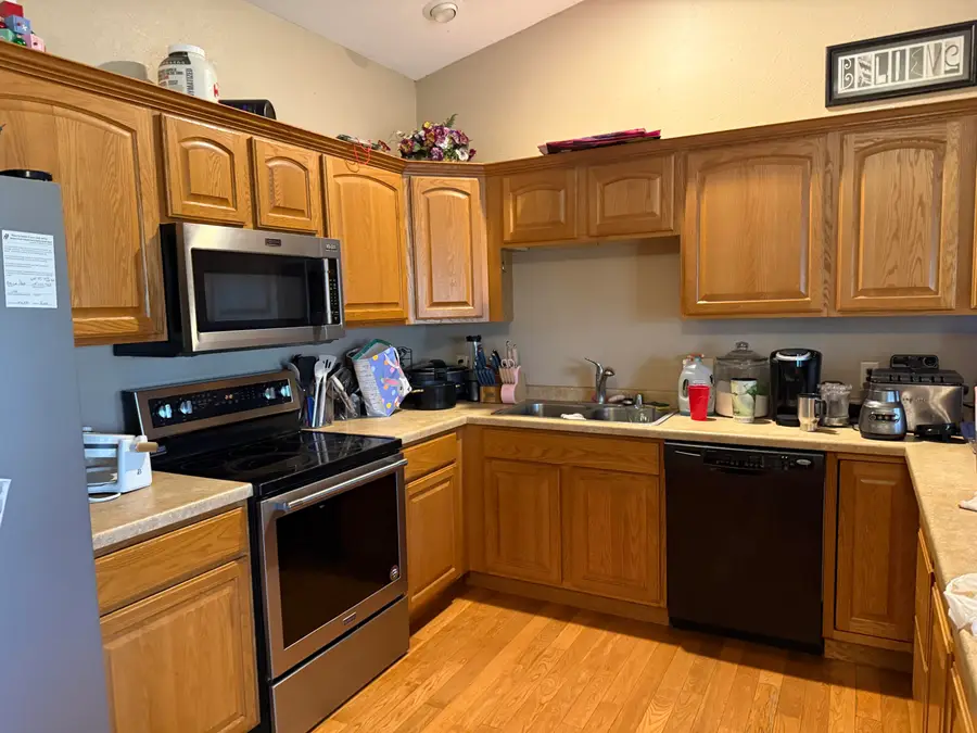 424 Callaway Blvd, French Island, WI 54603 - Image #2