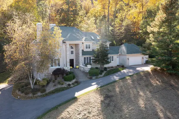 W5419 Pine Bluff Rd, Shelby, WI 54601