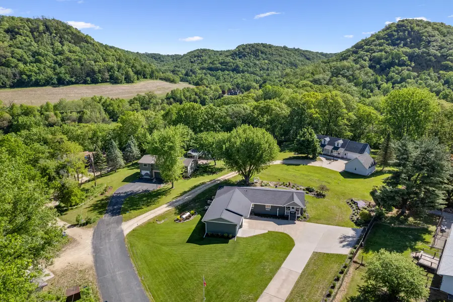 W770 Meadow Ln, Fountain City, WI 54629 - Image #2