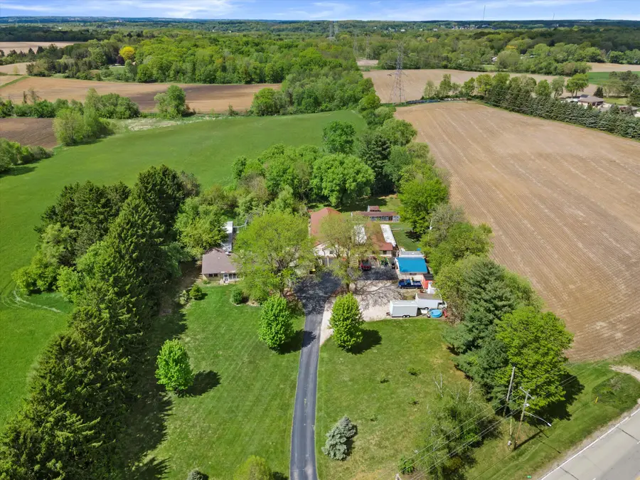 S64W22000 National Ave, Vernon, WI 53189 - Image #2