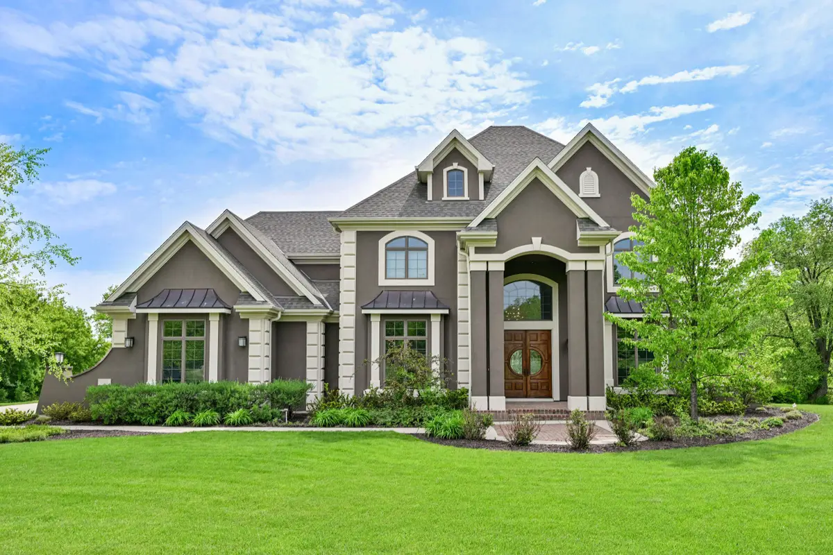 W292S5474 Fox Run Ct, Genesee, WI 53189 - #1