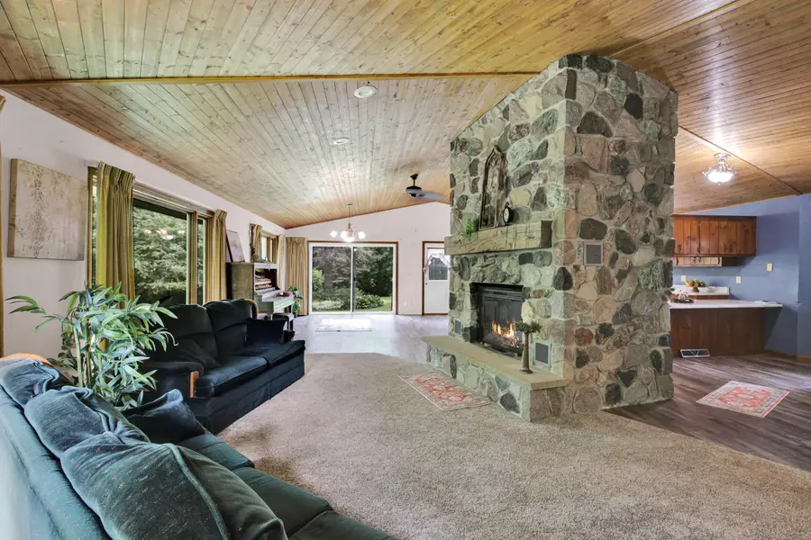 6372 Wildlife Rd, Addison, WI 53002 - Image #3