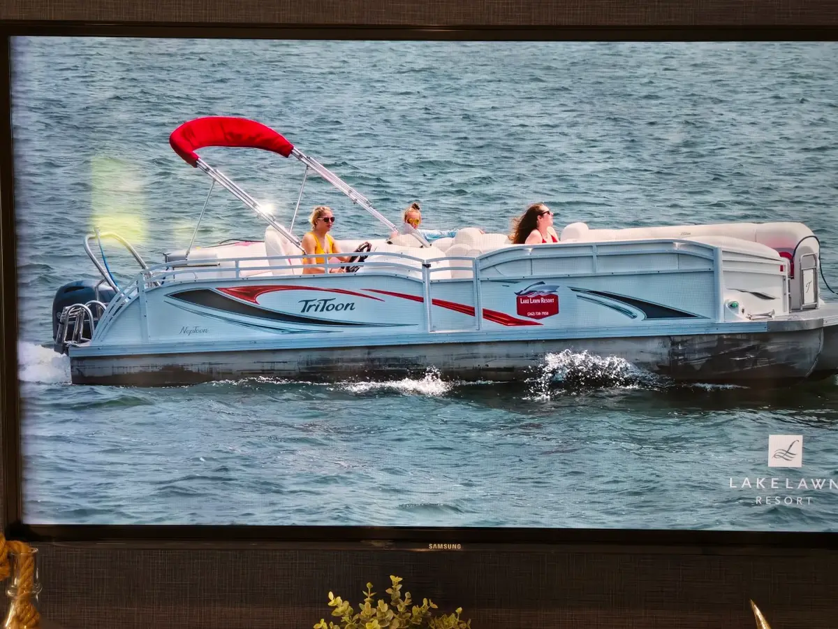 2400 E Geneva St, Delavan, WI 53115 - #1