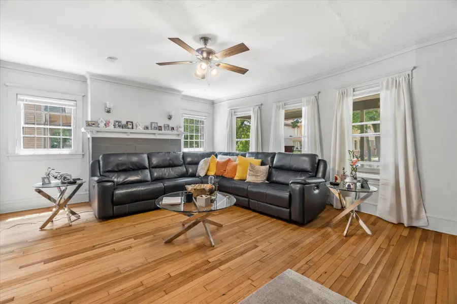 748 N 34th St, Milwaukee, WI 53208 - Image #3