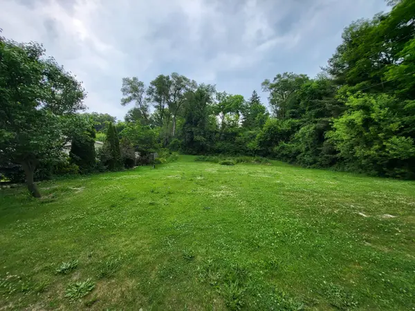 W1250 Beach Rd, East Troy, WI 53120