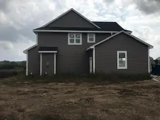 511 Woodside Ct, West Bend, WI 53095 - Image #3