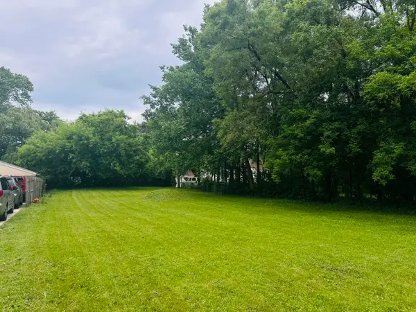 7020 N 44th St, Milwaukee, WI 53223