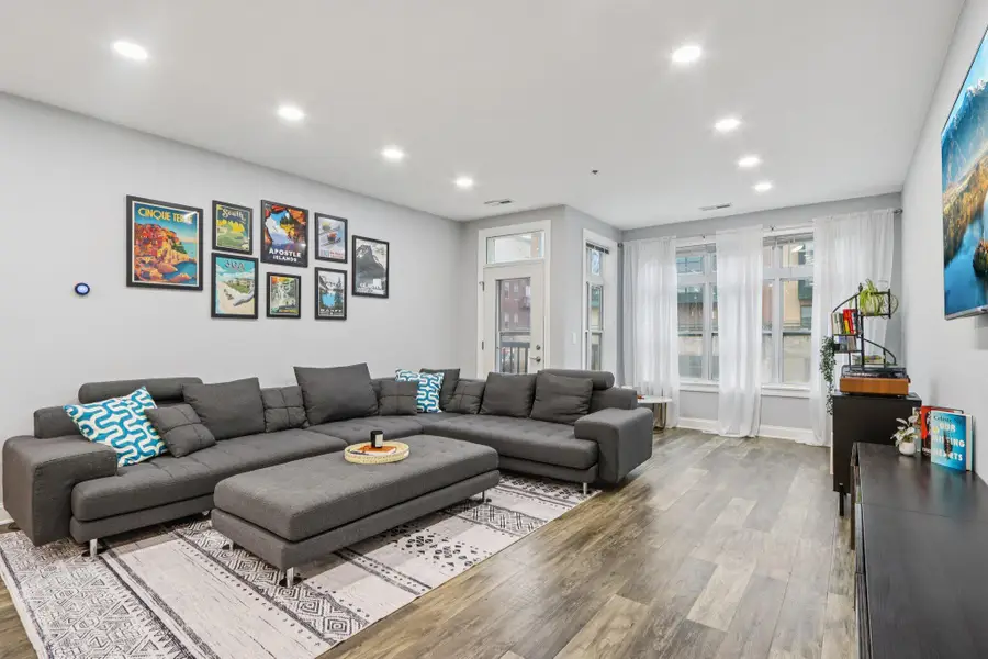 1905 N Water St, Milwaukee, WI 53202 - Image #2