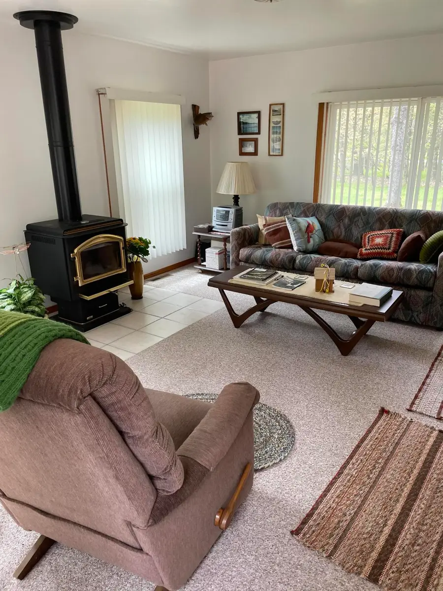 W13924 Lewis Ln, Silver Cliff, WI 54104 - Image #2