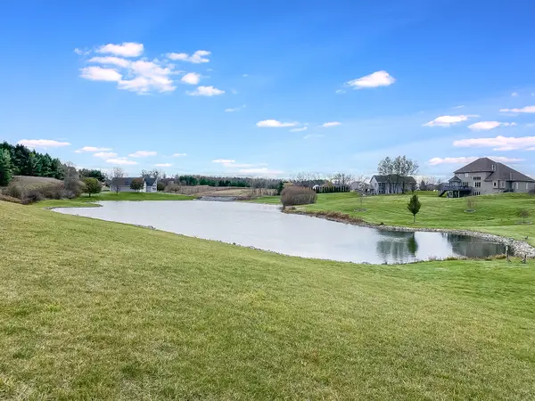 Lt9 Silveridge Dr, Manitowoc, WI 54220