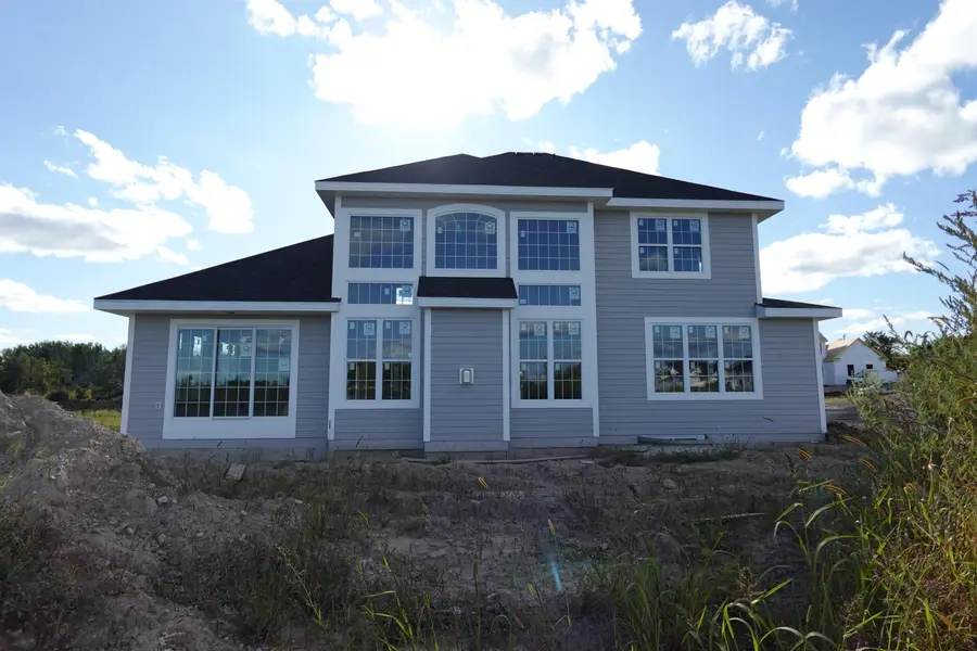 9866 N Cygnet Ct, Mequon, WI 53097 - Image #2