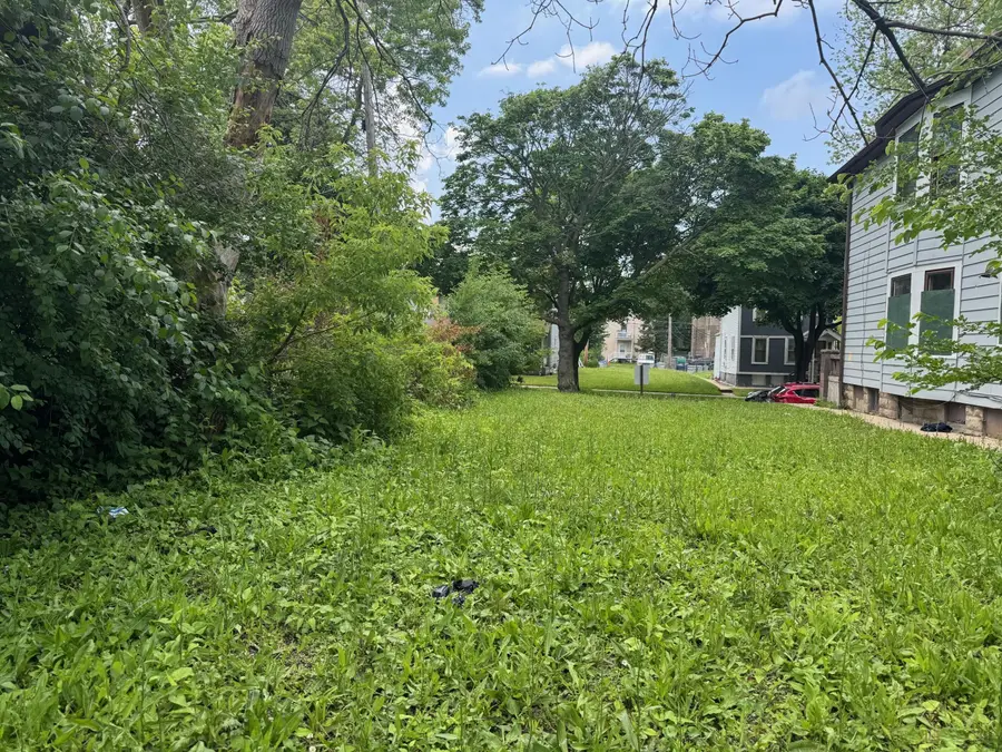416 N 29th St, Milwaukee, WI 53208 - Image #3