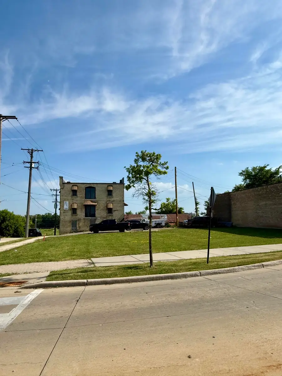 716 6th St, Racine, WI 53403 - Image #3