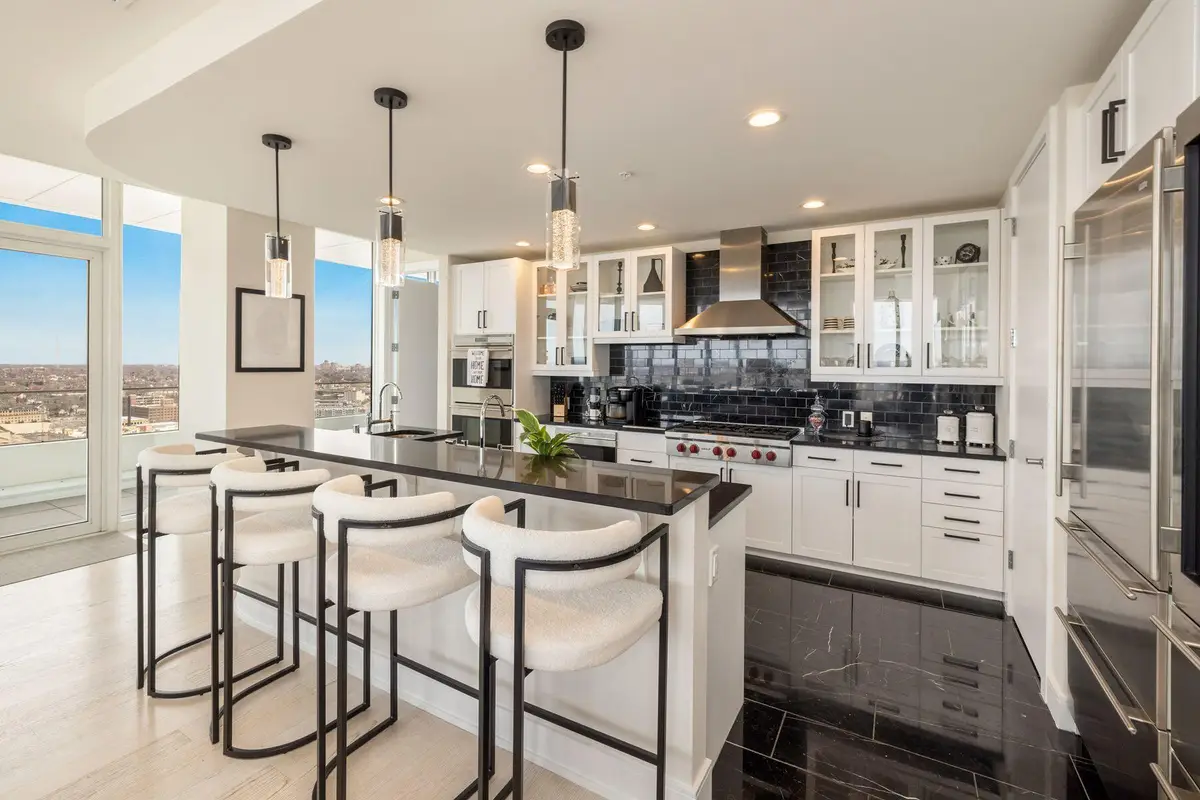 1141 N Martin L King Jr Dr, Milwaukee, WI 53203 - Image #1