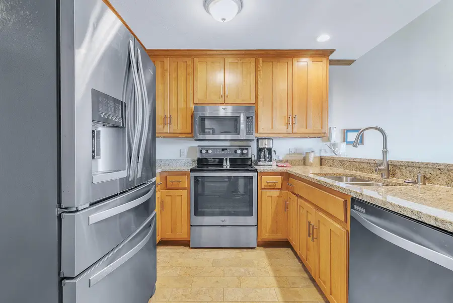 101 Osthoff Ave, Elkhart Lake, WI 53020 - Image #2