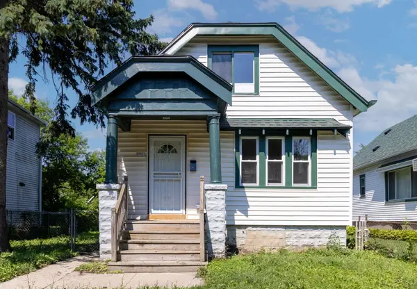 2941 N Dr William Finlayson St, Milwaukee, WI 53212