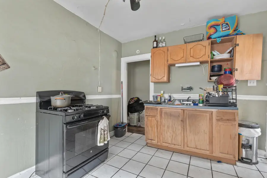 708 S 36th St, Milwaukee, WI 53215 - Image #3